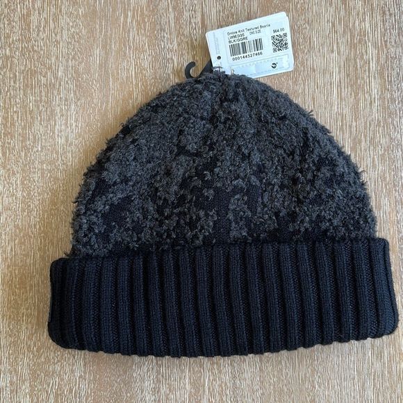 Lululemon Ombre Knot Textured Beanie BLK/GGRE One Size main image 6